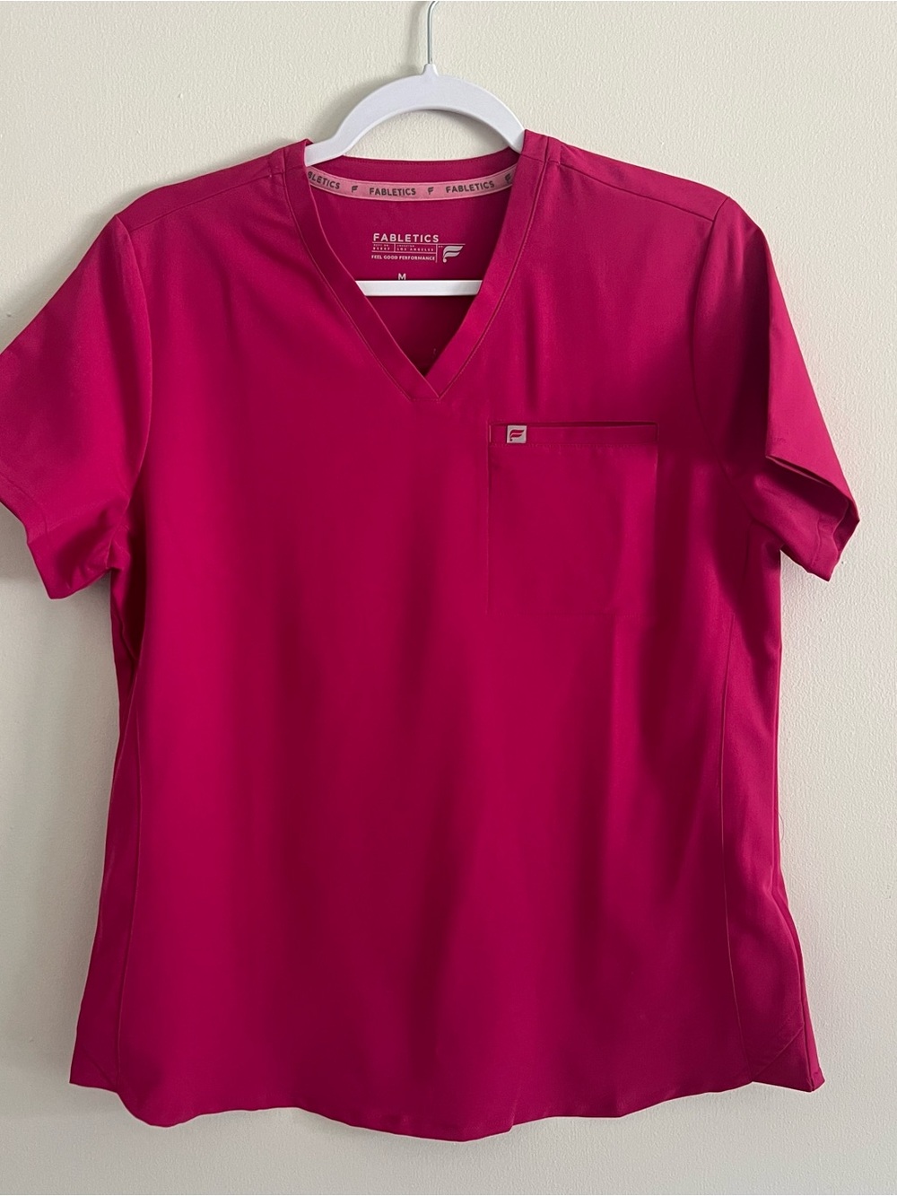 Fabletics Vital 1 Pocket Scrub Top